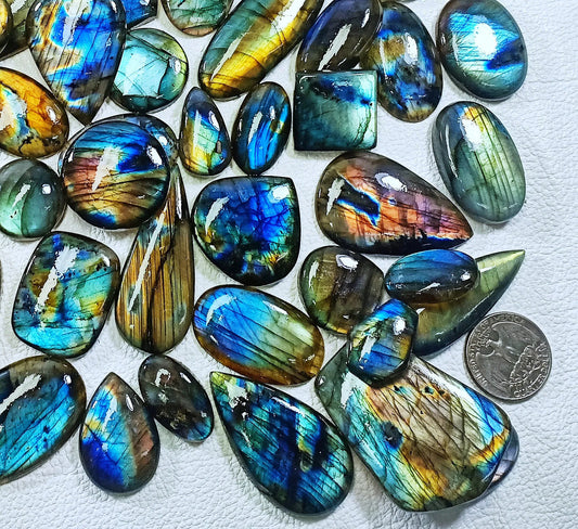 Vivre la labradorite au quotidien : Quand élégance et bien-être se rencontrent