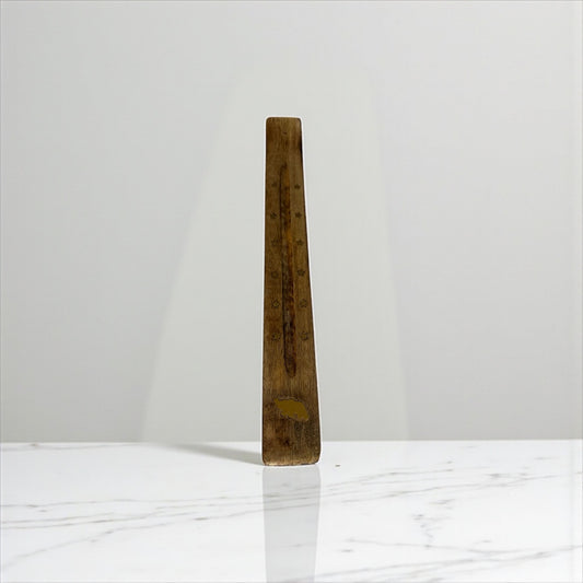 Porte encens artisanal en bois gravé éléphant