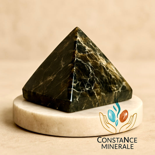 Pyramide en Labradorite A
