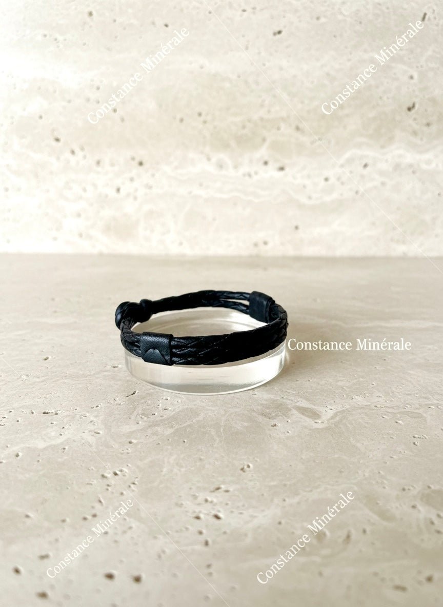 BraceletArtisanalmixtecuirtresseetfermeturenouee.jpg Bracelet en cuir tressé noir