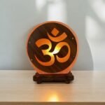 Lampe en Sel de l’Himalaya Symbole Om