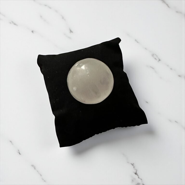 Sphère en sélénite